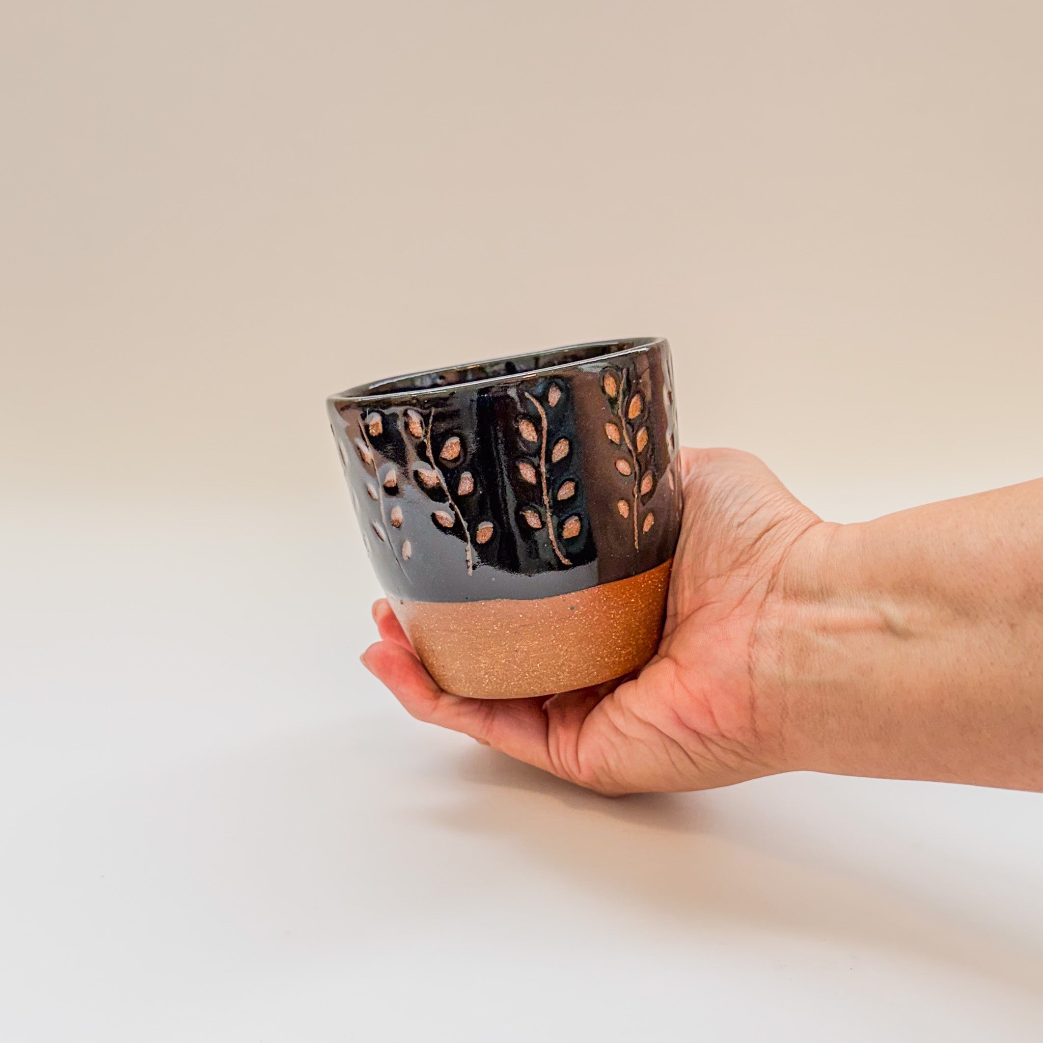 Carved vines tumblers
