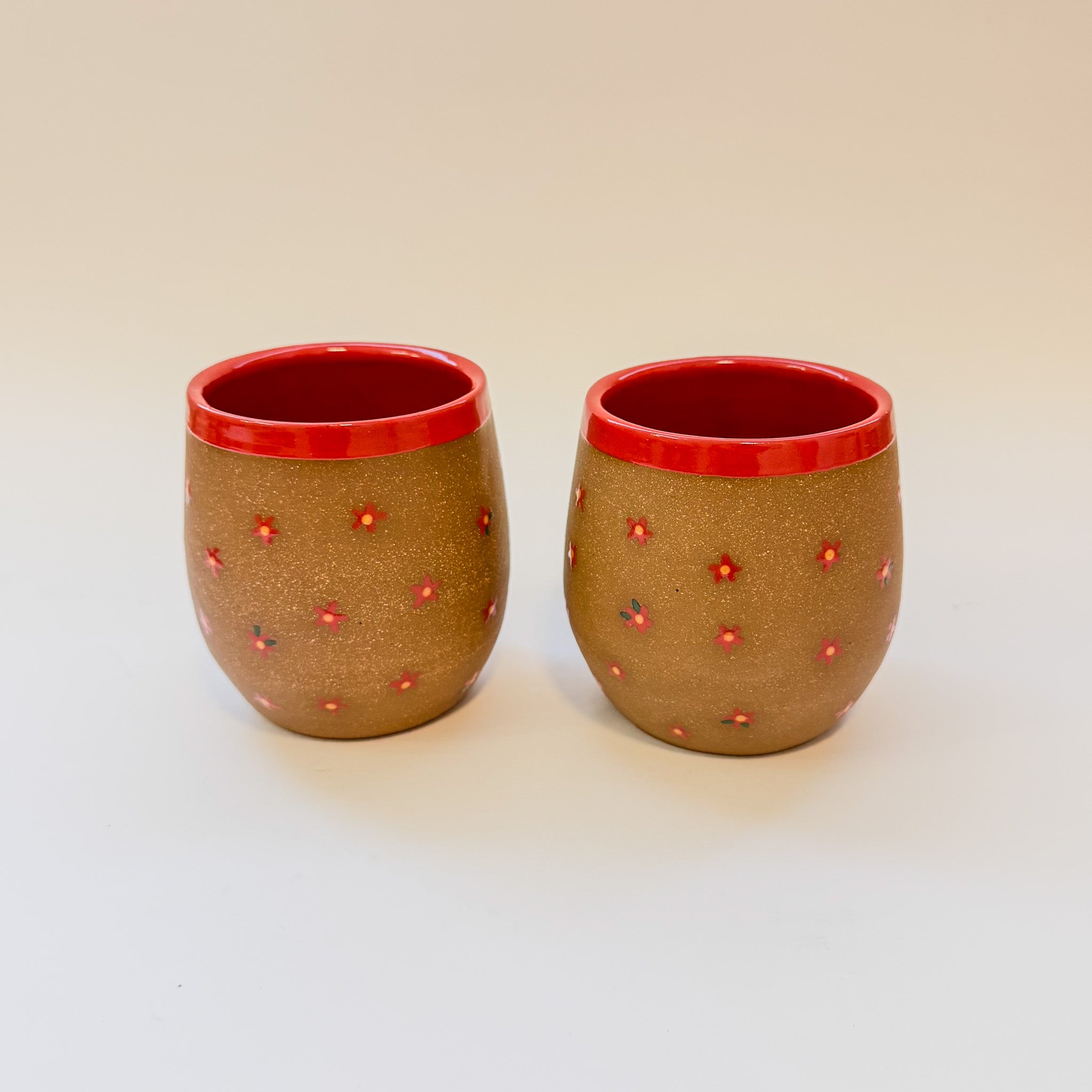 Red flower tumblers